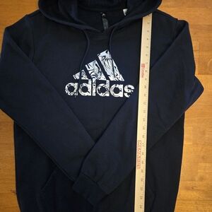 Adidas Liquid Foil Badge of Sport Graphic Hoodie in Legend Ink. Size Small
